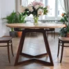 CORTEN-FJÄRIL LUMI table ronde sur mesure en chêne-2 Motif radial du bois du FJÄRIL LUMI vu sous différents angles